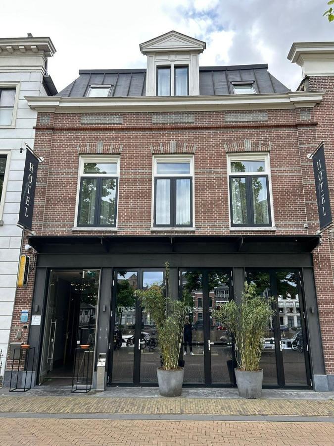 Tres Boutique Hotel Горинхем Екстериор снимка